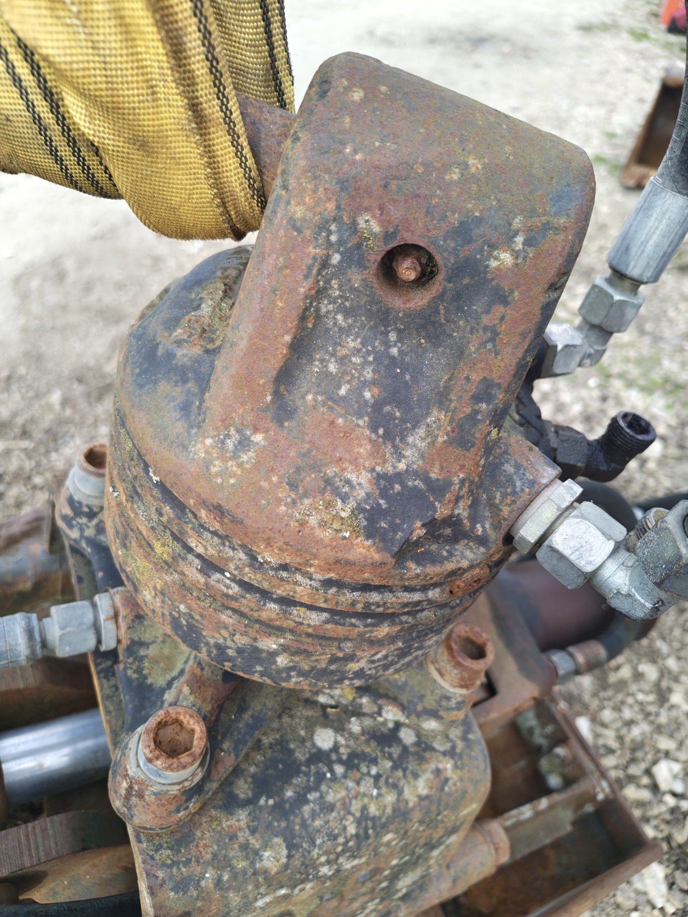 Csipegető kanál rotátorral - Kép 5